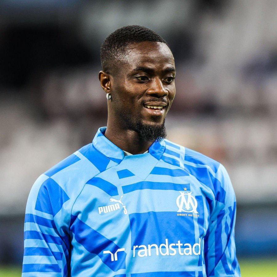 包含萨克拉门托国王发布备战花絮，赛前扳平良机，法甲任务艰巨，更衣室氛围转暖的词条